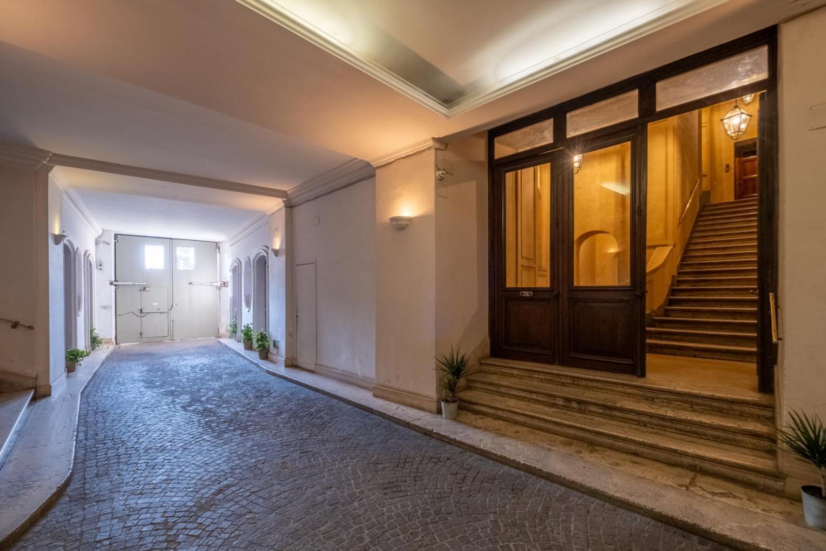 Elegant And Luxury Apartment @Altare Della Patria Рим Екстер'єр фото